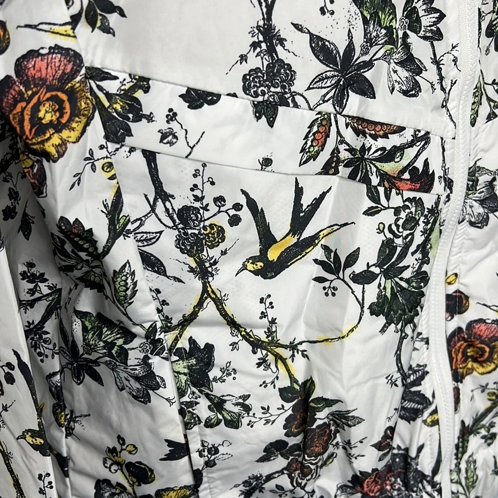 🔹 Unionbay Water Repellant Hooded Botanical Print Jacket